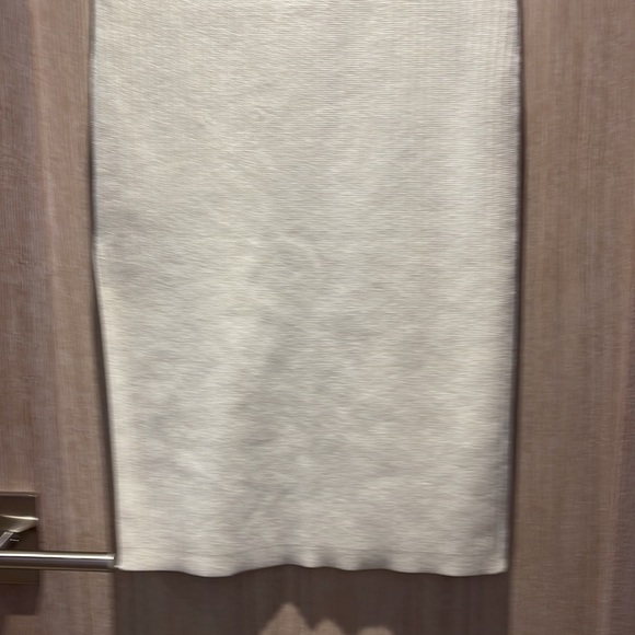 WAYF Deena Off the Shoulder Rib Knit Midi Dress, Size Small - Picture 5 of 7